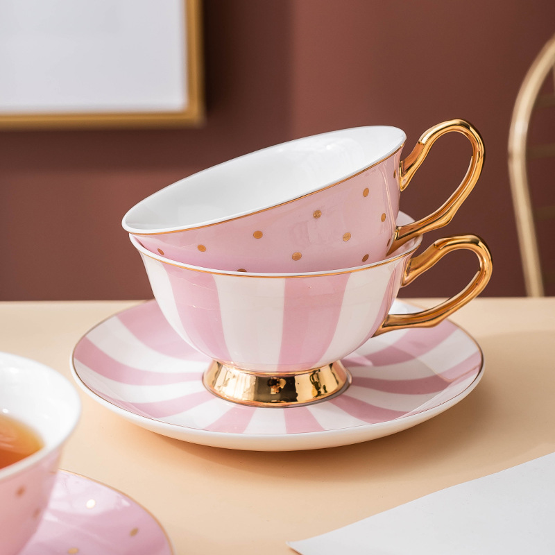 Ceramic Pink Coffee Mugs with  - Bistro Table Set ulasan dan harga