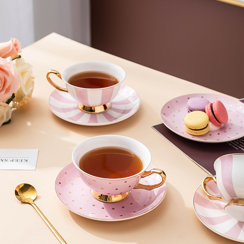 Ceramic Pink Coffee Mugs with  - Bistro Table Set ulasan dan harga